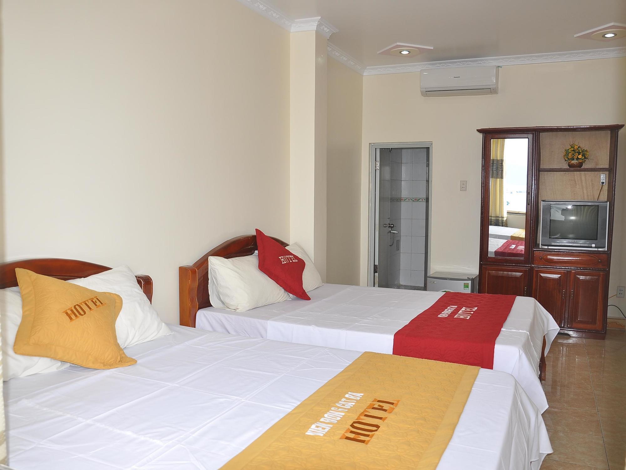 Full Moon Party Hotel Hai Phong Buitenkant foto
