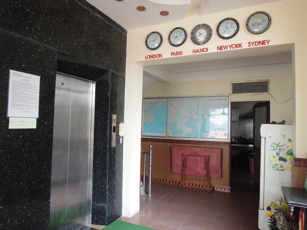 Full Moon Party Hotel Hai Phong Buitenkant foto