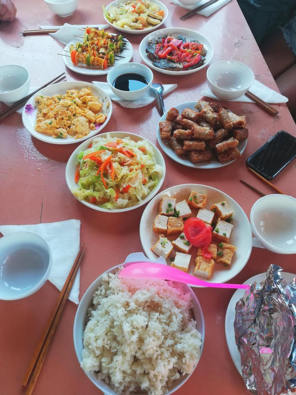 Full Moon Party Hotel Hai Phong Buitenkant foto